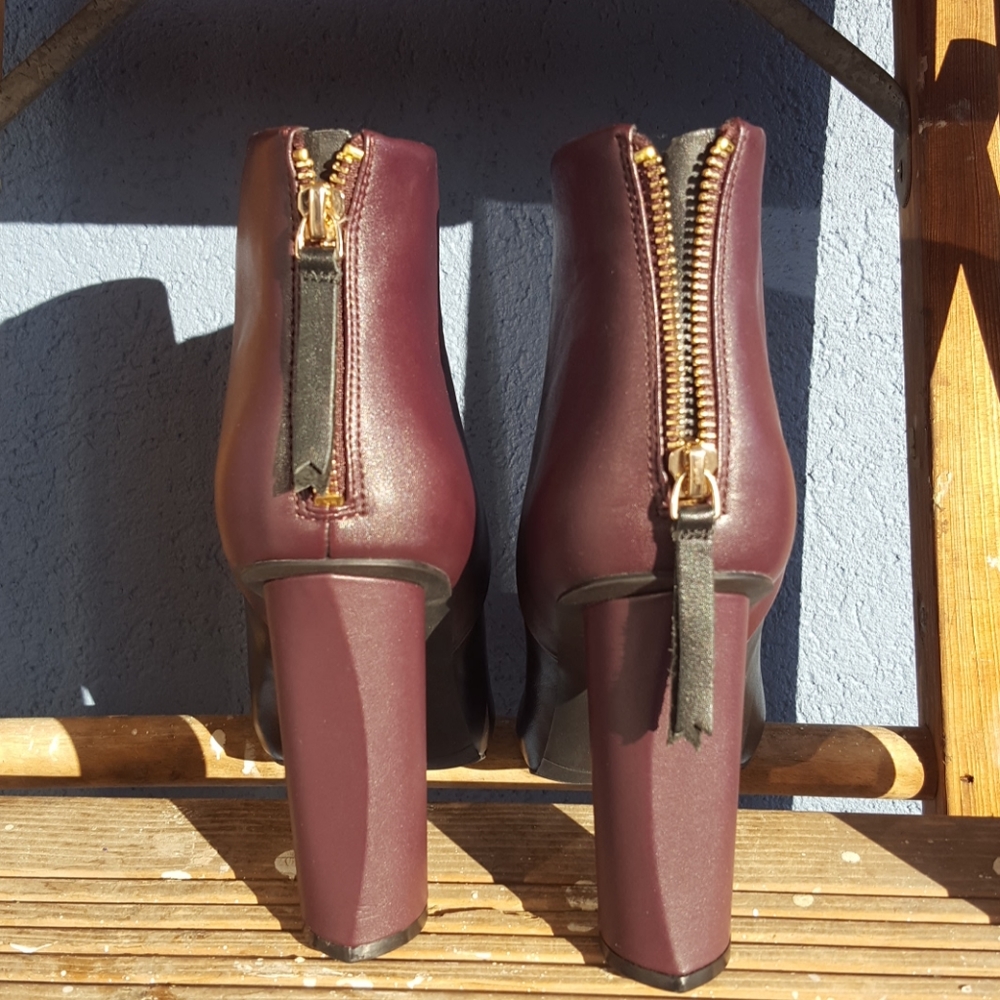 Cabi Bisset Booties Color Block Round Heel Ankle … - image 2